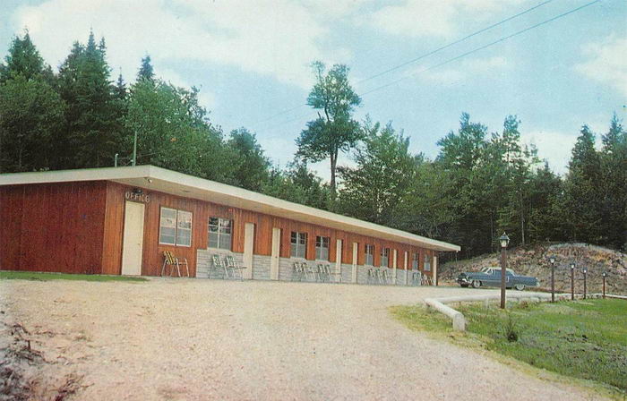 North Star Motel - Old Postcard Photo